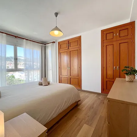 Spacieux Avec Terrasse Et Piscine * Benalmádena