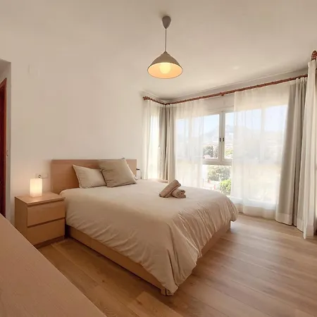 Spacieux Avec Terrasse Et Piscine Apartamento *